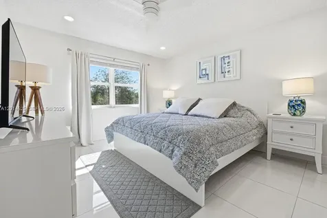 1501 S Ocean Boulevard Lauderdale By The Sea FL 33062