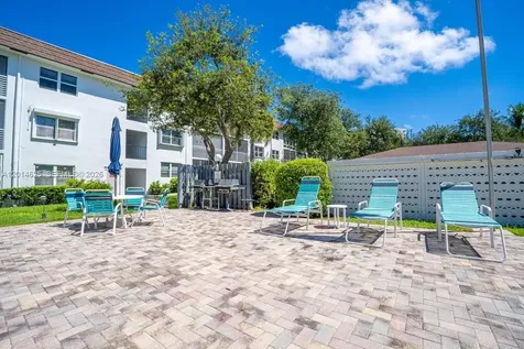 1501 S Ocean Boulevard Lauderdale By The Sea FL 33062