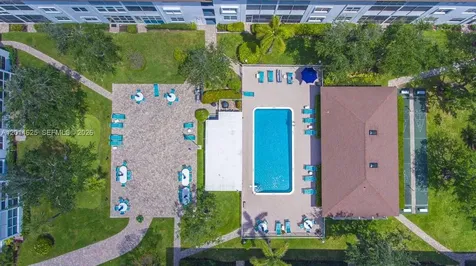 1501 S Ocean Boulevard Lauderdale By The Sea FL 33062