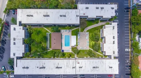 1501 S Ocean Boulevard Lauderdale By The Sea FL 33062