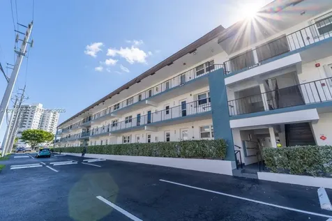 1501 S Ocean Boulevard Lauderdale By The Sea FL 33062