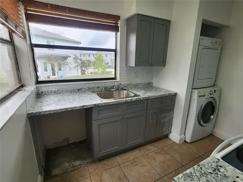 1200 N Liberty Avenue Homestead FL 33034