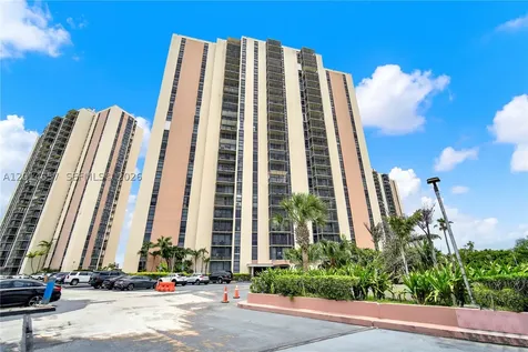 20335 W Country Club Drive Aventura FL 33180