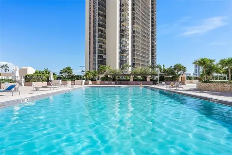 20335 W Country Club Drive Aventura FL 33180