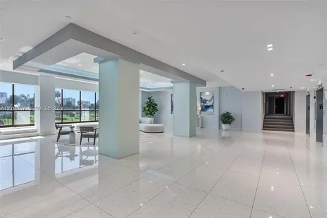 20335 W Country Club Drive Aventura FL 33180
