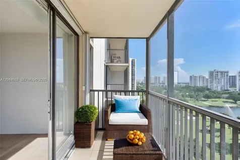 20335 W Country Club Drive Aventura FL 33180