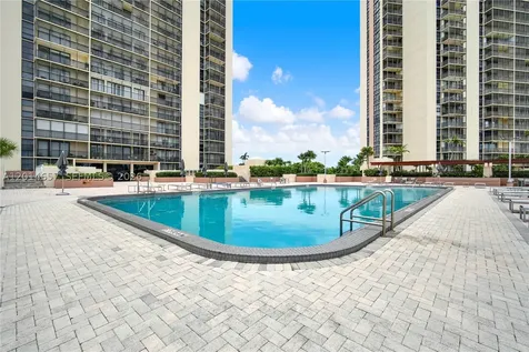 20335 W Country Club Drive Aventura FL 33180