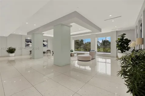 20335 W Country Club Drive Aventura FL 33180