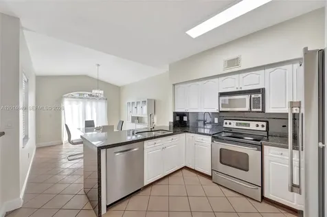 10110 SW 154th Cir Court Miami FL 33196