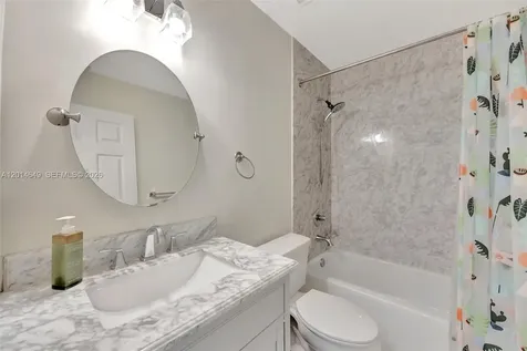 10110 SW 154th Cir Court Miami FL 33196