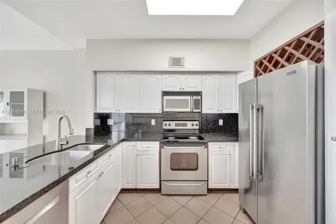 10110 SW 154th Cir Court Miami FL 33196