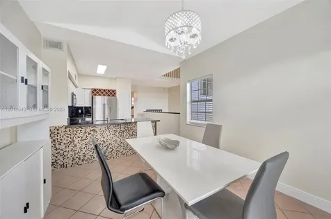 10110 SW 154th Cir Court Miami FL 33196
