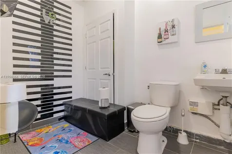 727 S 21st Avenue Hollywood FL 33020