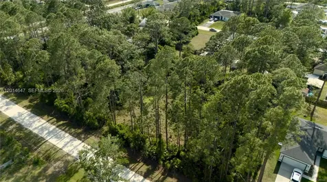 2124 East Pwky DeLand FL 32724