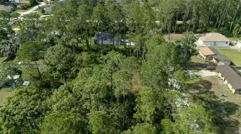 2124 East Pwky DeLand FL 32724