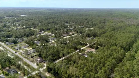 2124 East Pwky DeLand FL 32724