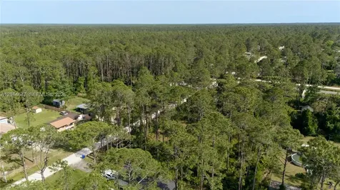 2124 East Pwky DeLand FL 32724