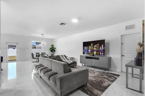13629 SW 186th Lane Miami FL 33177
