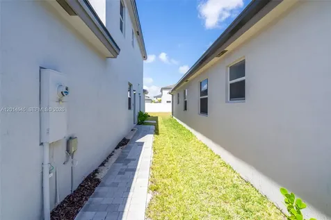 13629 SW 186th Lane Miami FL 33177