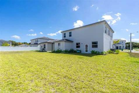13629 SW 186th Lane Miami FL 33177