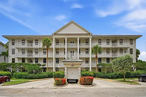 3640 Whitehall Drive West Palm Beach FL 33401