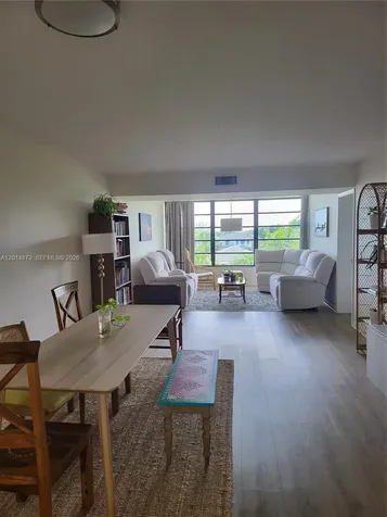 3640 Whitehall Drive West Palm Beach FL 33401