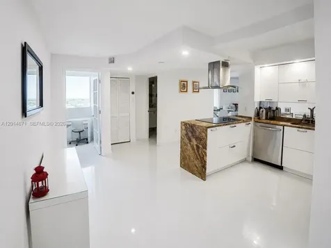 6917 Collins Avenue Miami Beach FL 33141