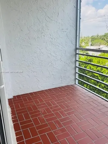 North Miami FL 33181