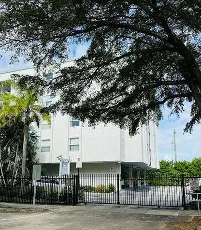 North Miami FL 33181