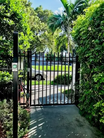North Miami FL 33181