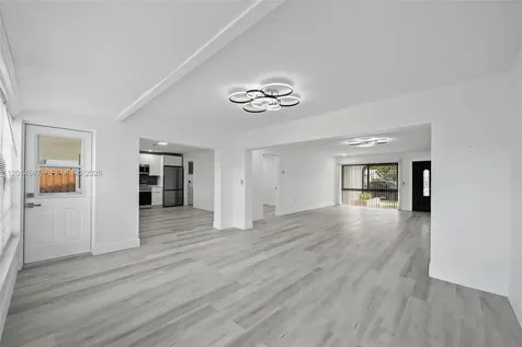10171 NW 24th Street Sunrise FL 33322