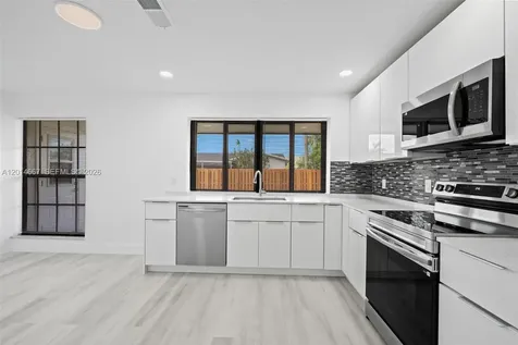 10171 NW 24th Street Sunrise FL 33322