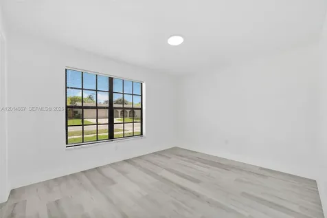 10171 NW 24th Street Sunrise FL 33322