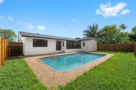 10171 NW 24th Street Sunrise FL 33322