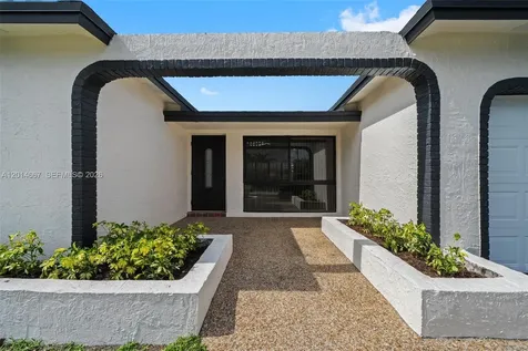 10171 NW 24th Street Sunrise FL 33322