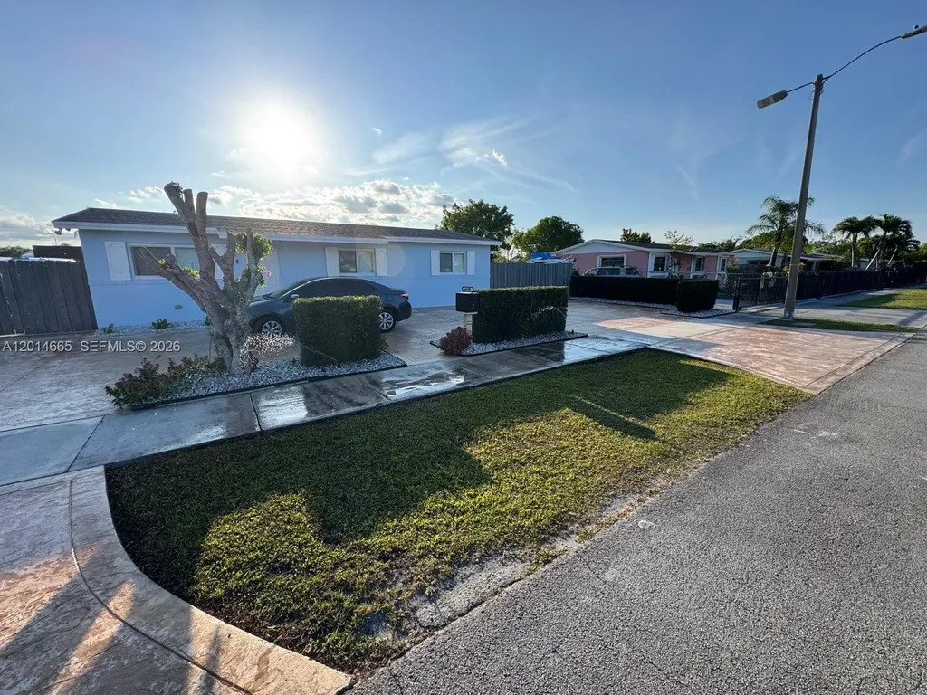 19500 SW 115th Avenue Miami FL 33157