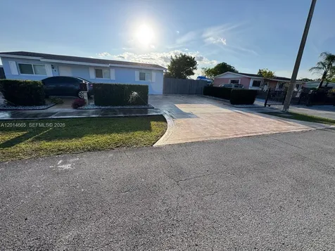 19500 SW 115th Avenue Miami FL 33157