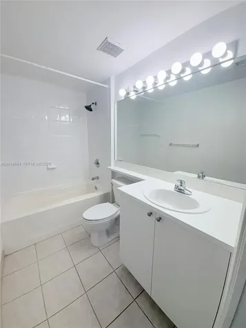 8030 N Nob Hill Road Tamarac FL 33321