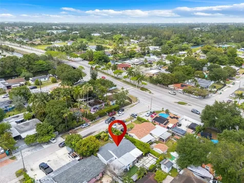 2222 NW 105th Street Miami FL 33147
