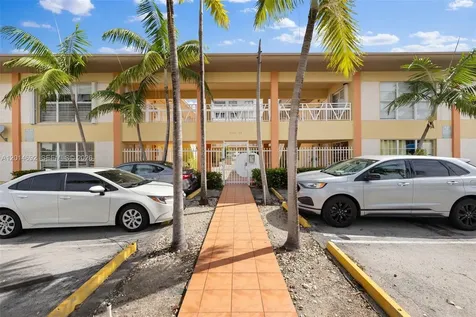 7333 Gary Avenue Miami Beach FL 33141