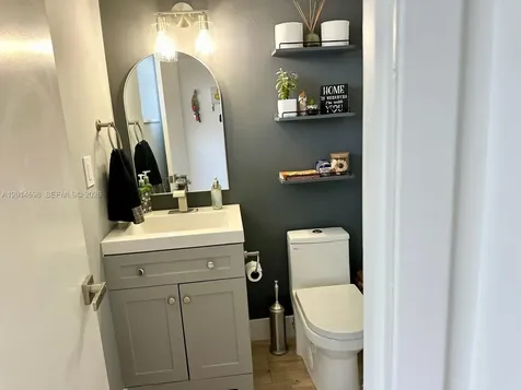 505 E Dania Beach Boulevard Dania Beach FL 33004
