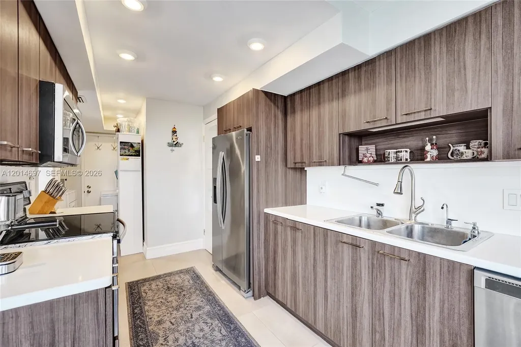 936 Intracoastal Drive Fort Lauderdale FL 33304
