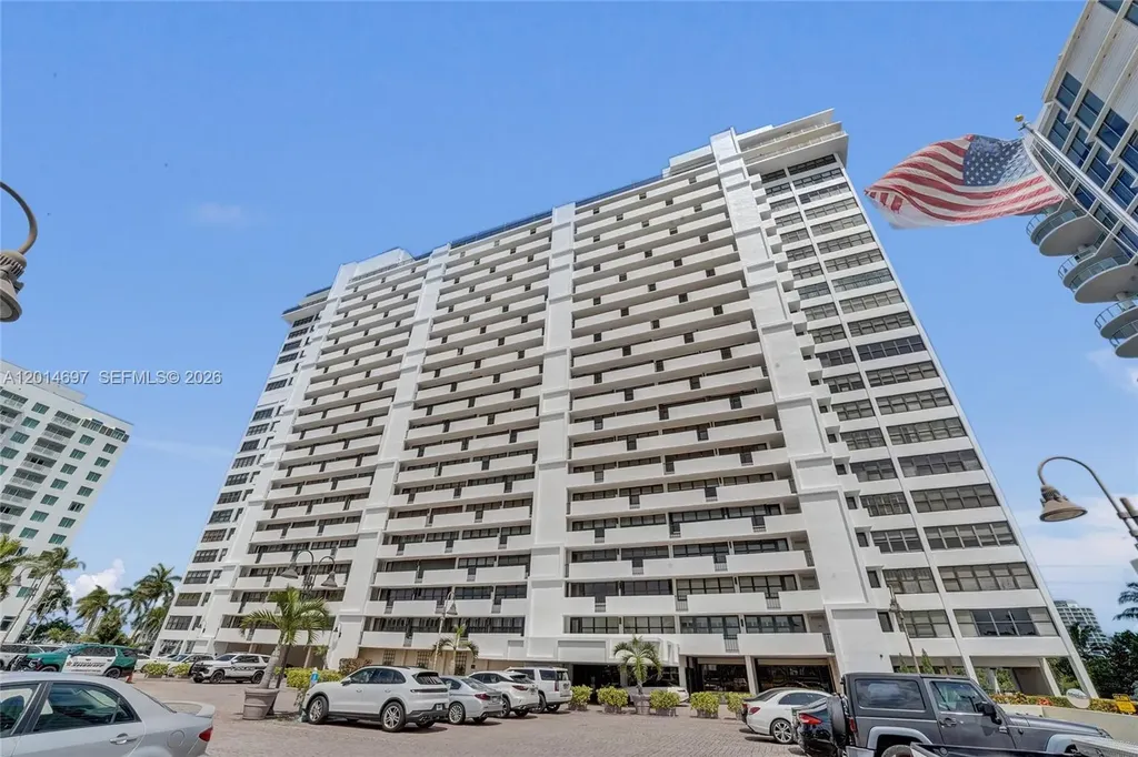 936 Intracoastal Drive Fort Lauderdale FL 33304