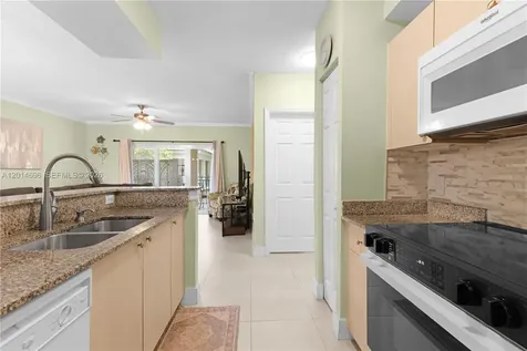 2486 Centergate Drive Miramar FL 33025