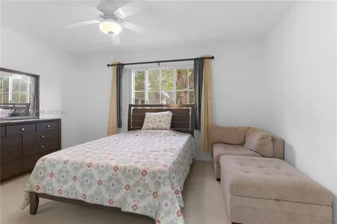 2486 Centergate Drive Miramar FL 33025