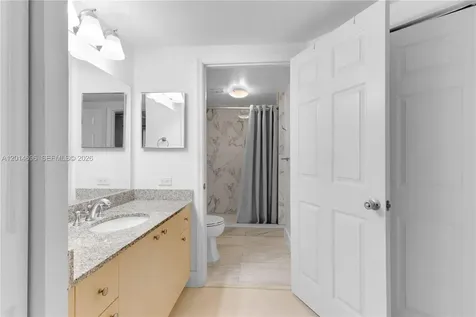 2486 Centergate Drive Miramar FL 33025