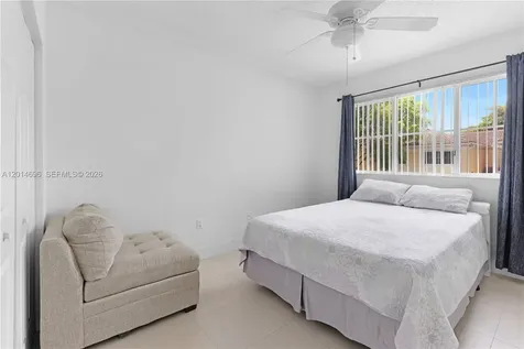 2486 Centergate Drive Miramar FL 33025