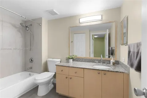 2486 Centergate Drive Miramar FL 33025