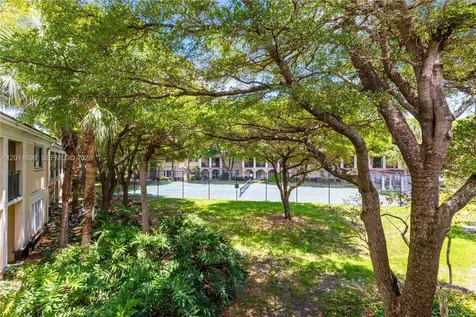 2486 Centergate Drive Miramar FL 33025