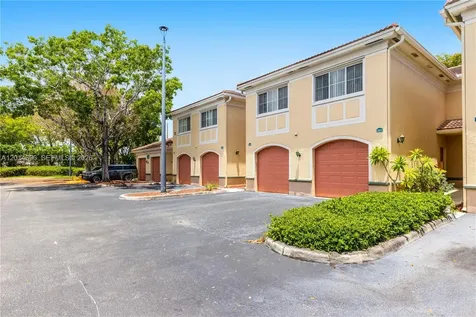 2486 Centergate Drive Miramar FL 33025